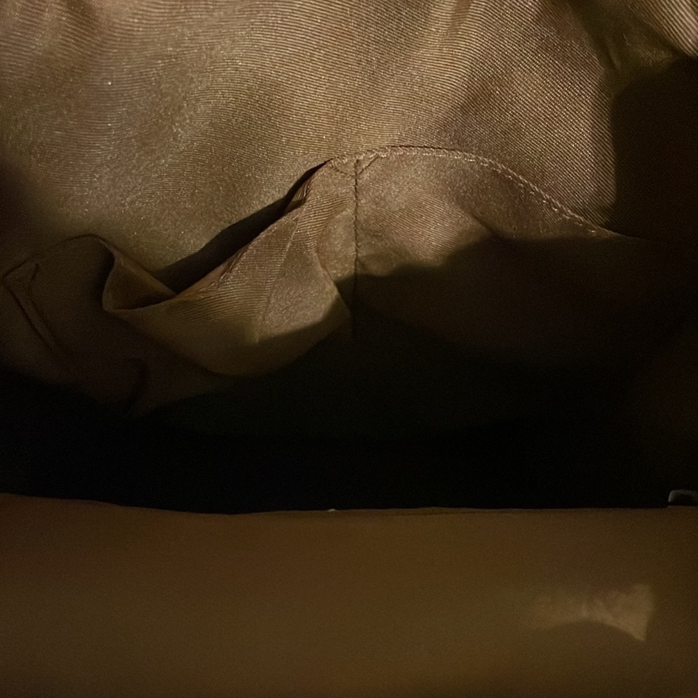 Backpack - Picture 7 of 10